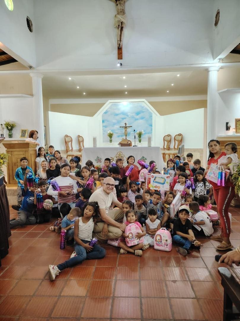 Jornada del Día del Niño junto a la parroquia